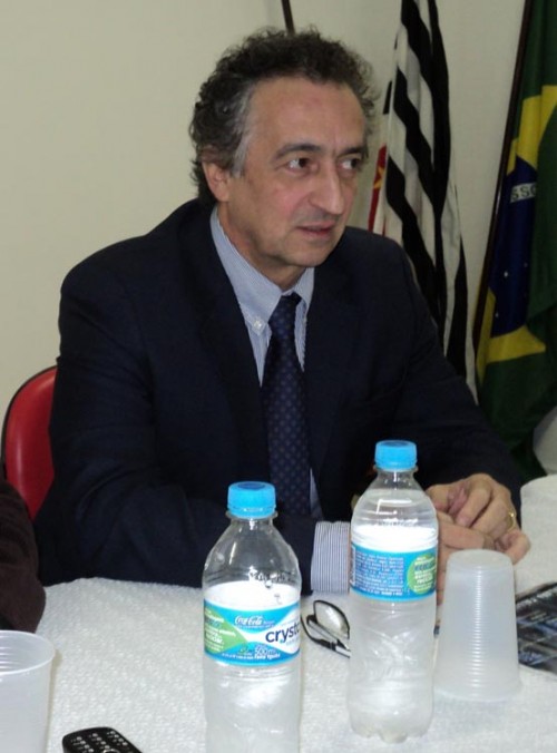 Delegado Renato Felisoni mudou a dinâmica da delegacia e quer morador presente