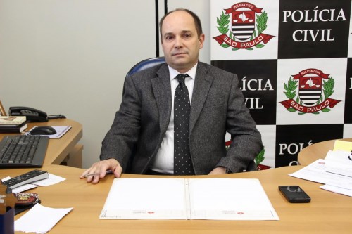 Antonio Tadeu fez um convite aos moradores para o visitarem na delegacia