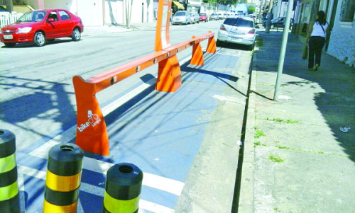 A Estação Bike Sampa da Rua Diamante Preto está sem bicicletas há algum tempo